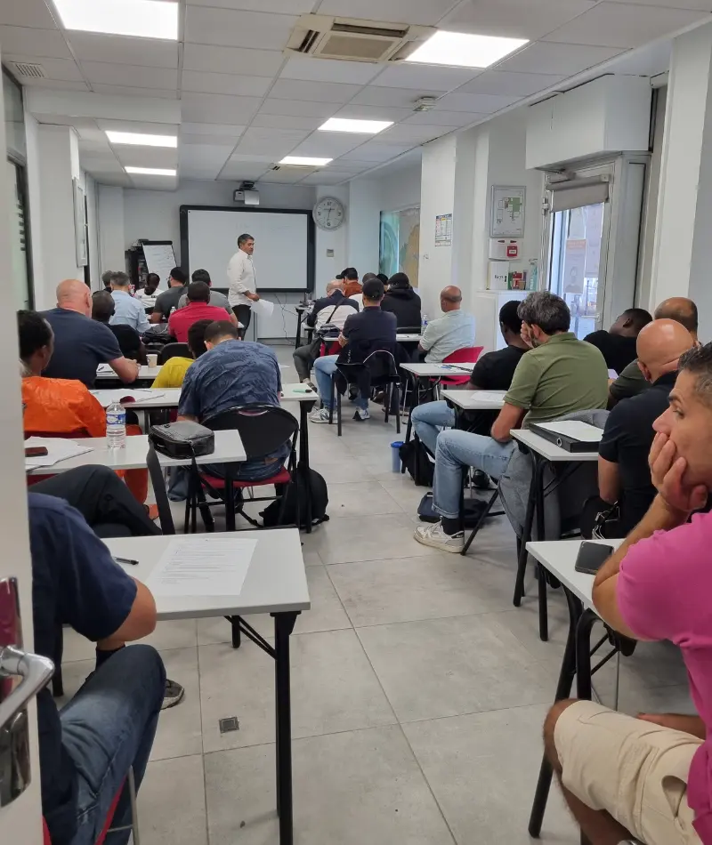 LinkCab – L’Institut d’excellence pour devenir Chauffeur Taxi & VTC à Paris